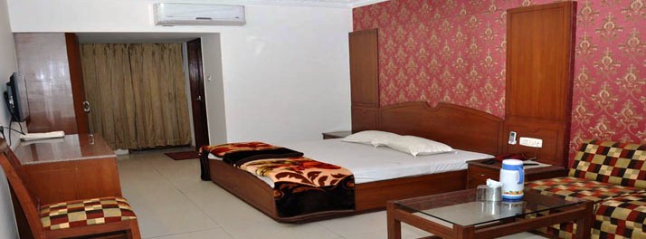 2462/Hotel Raj Residency - Harda 12.jpg